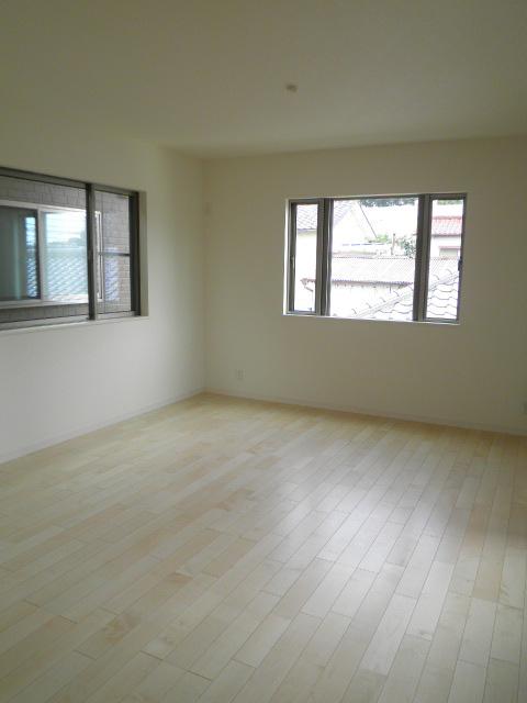 Non-living room. 5 Building: Indoor (August 2013) Shooting