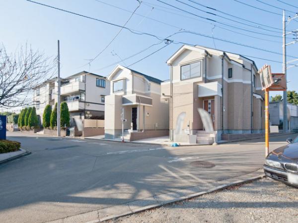 Local photos, including front road