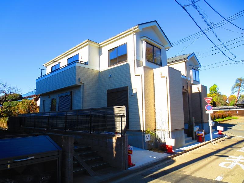 Local appearance photo. Local (12 May 2013) Shooting