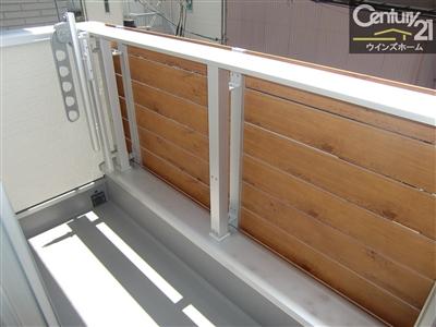 Balcony. Second floor balcony Blindfold of the tree that is in the accent of appearance will feel the warmth.