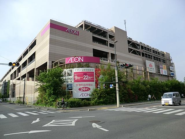 Shopping centre. 770m ion to Yono ion mall, fashion, shopping center consisting of dining options such as 100 stores or more of the specialty store. In business until the food department 23, Convenient to shopping.