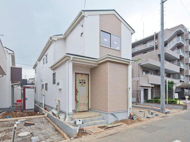 Local appearance photo. Building 2: local (August 2013) Shooting