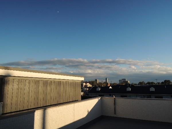 View photos from the dwelling unit. Pictures - after the view photo shower from the dwelling unit (from the roof balcony)