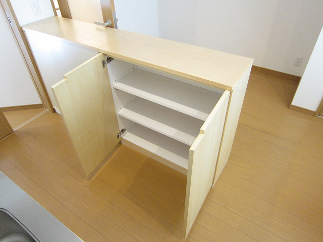 Receipt. Kitchen before storage