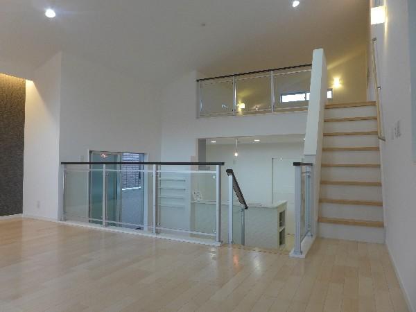 Living. Detached interior introspection Pictures - loft directly from living living