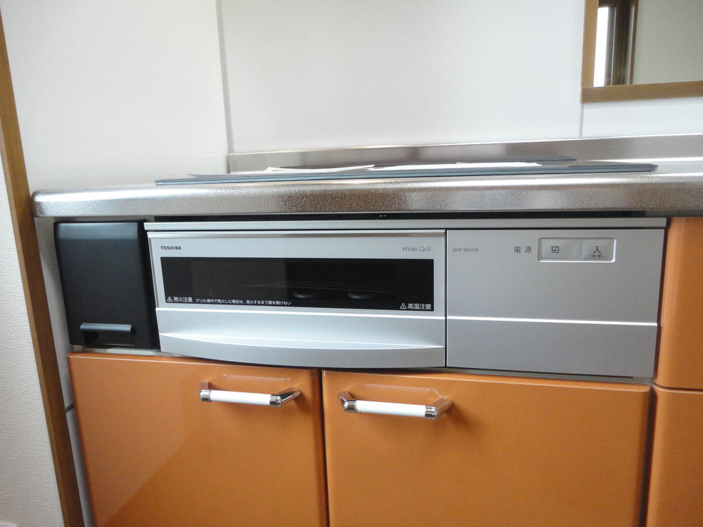 Kitchen. IH cooking equipment! 