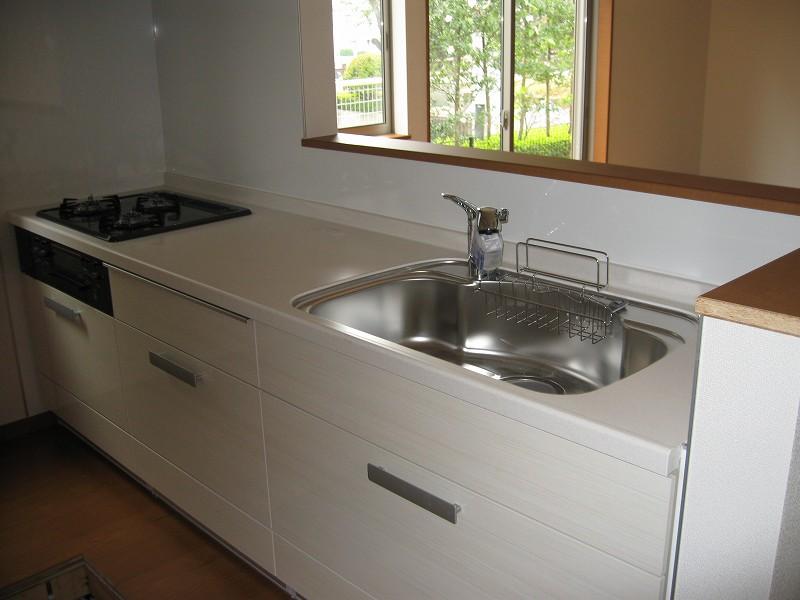 Kitchen. Local (12 May 2013) Shooting