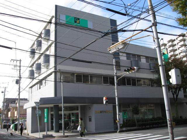 Bank. Gunma Bank walk 13 minutes