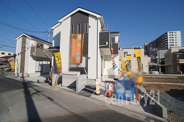 Local appearance photo. Local (12 May 2013) Shooting Building 3