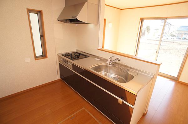 Kitchen. Indoor (12 May 2013) Shooting Building 3