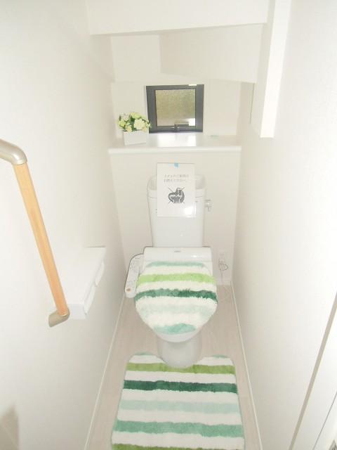 Toilet. 1 Building room (December 2013) Shooting