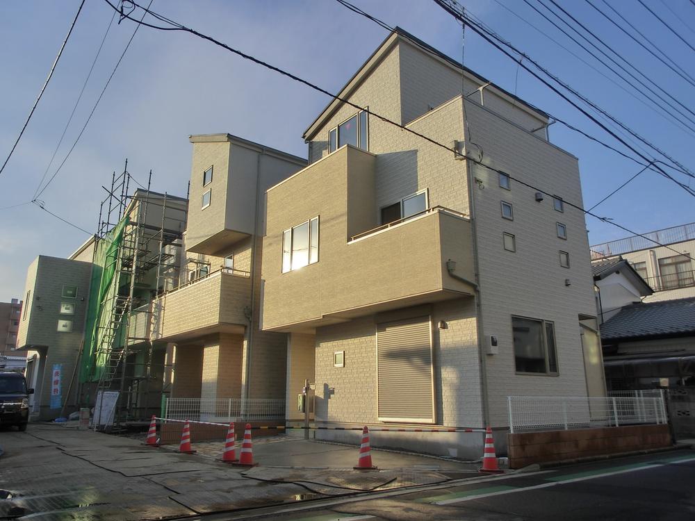 Local appearance photo