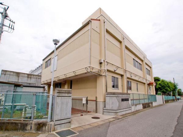 Junior high school. 870m until junior high school Municipal Hachioji junior high school