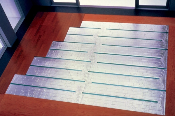 Other. TES hot water floor heating. Warm the room from feet, Clean heating does not pollute the air (same specifications)