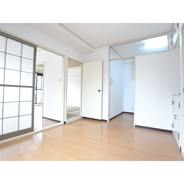 Living and room. Renovation before, Other room photo