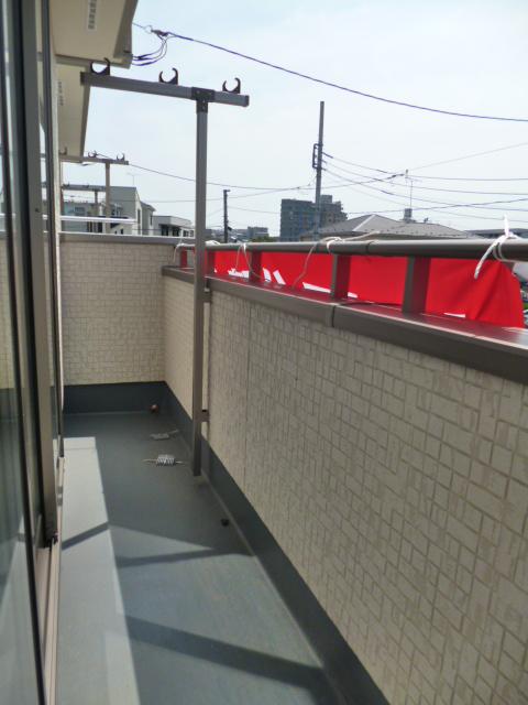 Balcony. 1 Building: local (August 2013) Shooting