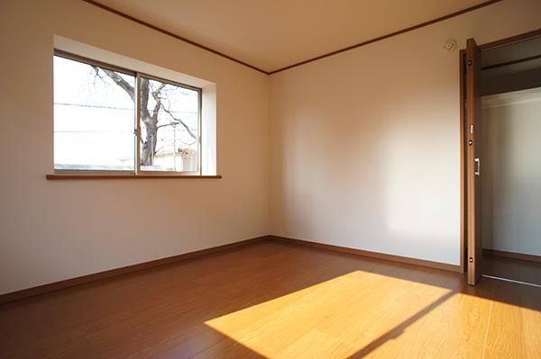 Non-living room. Indoor (12 May 2013) Shooting Building 2