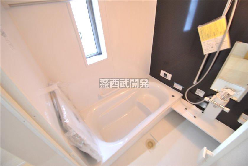 Bathroom. 4 Building bathroom (November 2013) Shooting