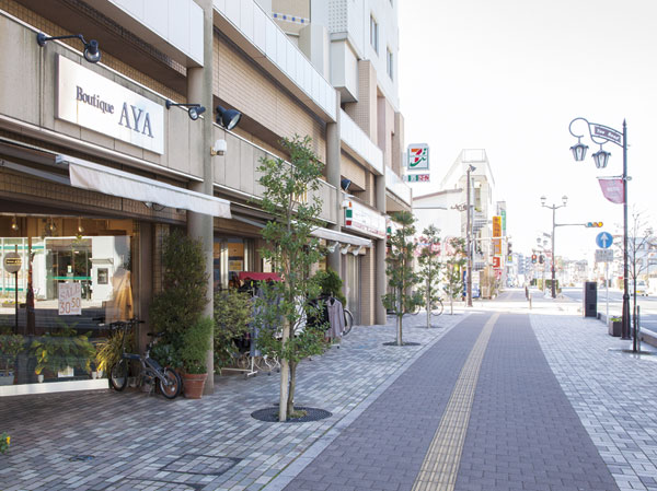 Surrounding environment. Yono Station West neighborhood (about 190m ・ A 3-minute walk)