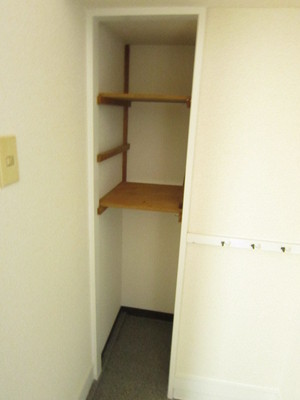 Other Equipment. It also attached shoebox