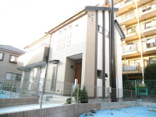 Local appearance photo