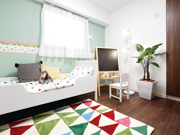 Living.  [Bedroom (2)] Also the room to enjoy the hobby, such as children's rooms or den, You can use a variety to coordinate.