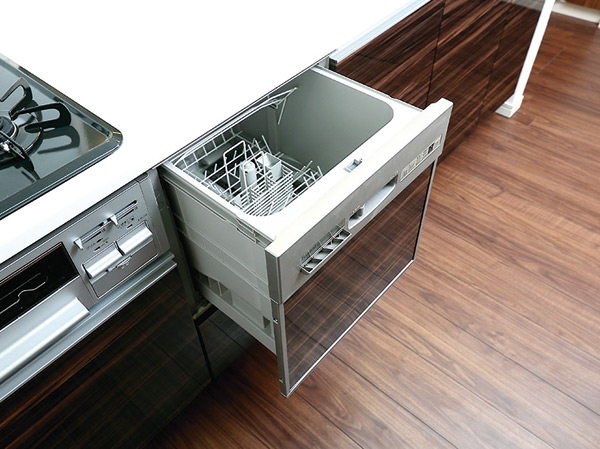 Kitchen.  [Dish washing and drying machine] Raise the housework efficiency without taking the place, Zentei comes standard with a built-in dishwashing dryer. Also neat smart when not in use, It is a convenient facility that combines beauty and functionality.