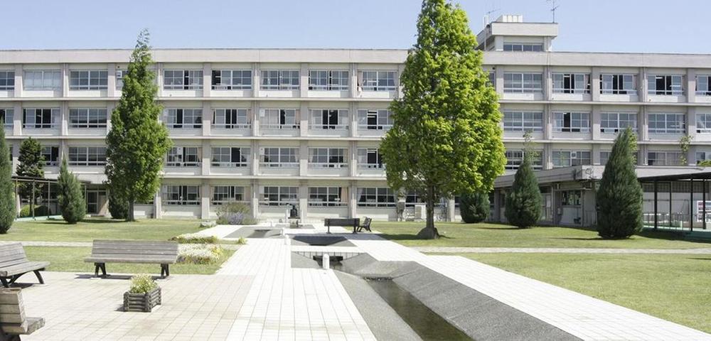 high school ・ College. 622m until the Saitama Prefectural Izumi High School