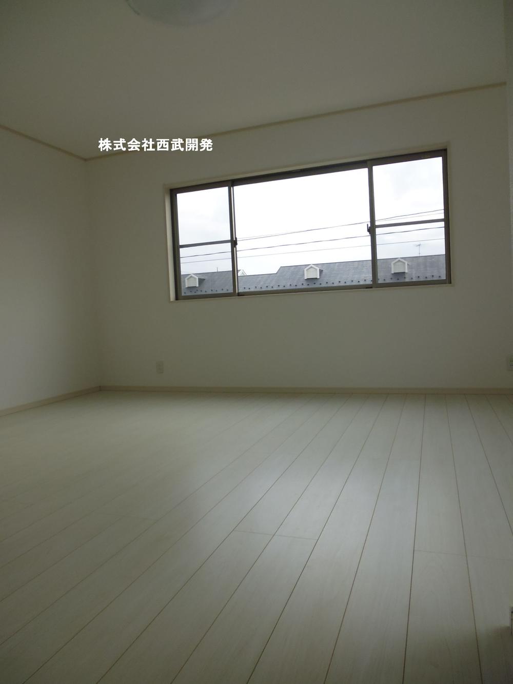 Living. Indoor (12 May 2013) Shooting