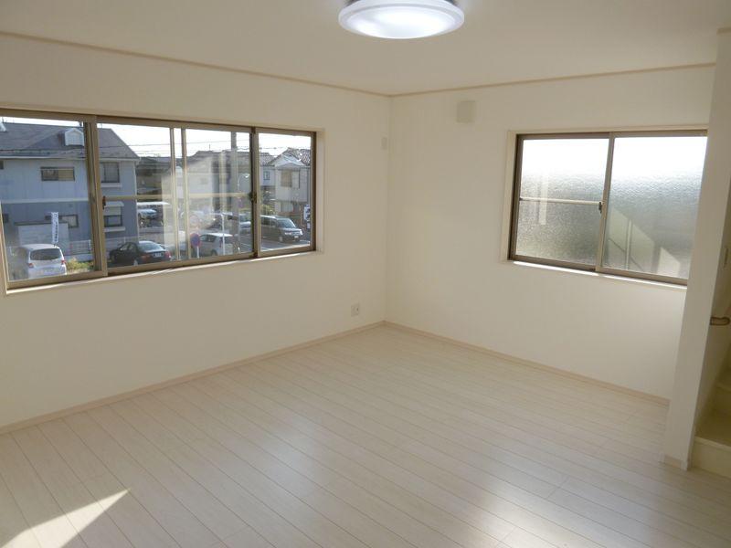 Living. Living-dining