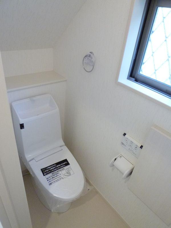 Toilet. 1 Kaiyoshitsu