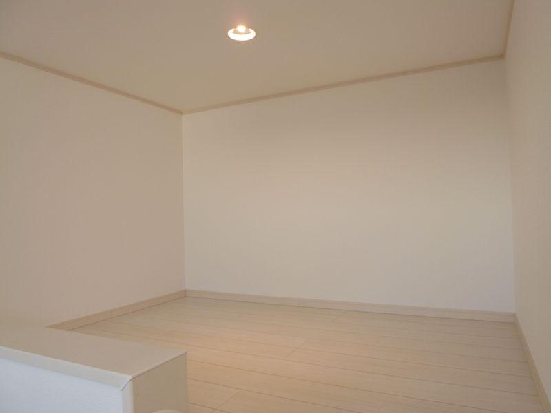 Receipt. Loft that can be used for multi-purpose applications