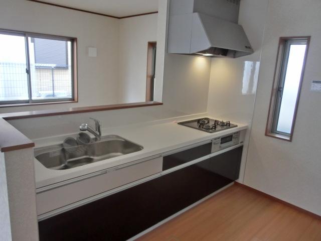 Same specifications photo (kitchen)