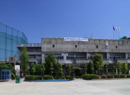 Primary school. 662m until the Saitama Municipal Suzuya Elementary School