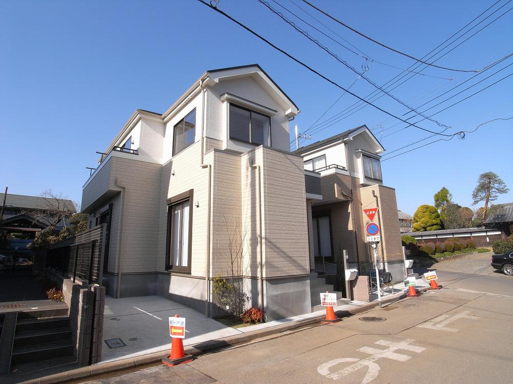 Local photos, including front road