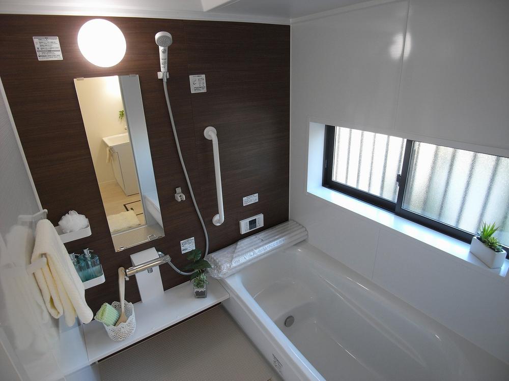 Bathroom. 1 Building