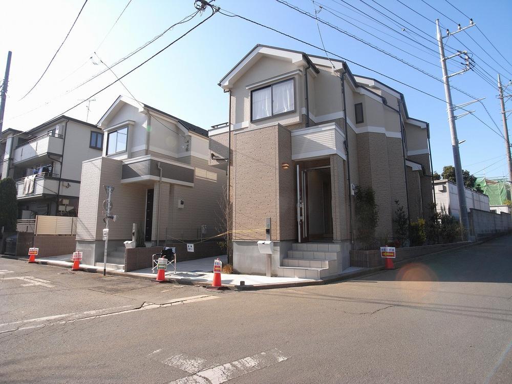 Local photos, including front road. It was completed!