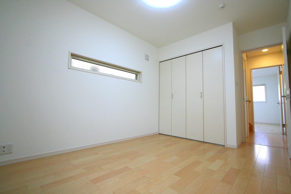 Non-living room. Local (11 May 2013) Shooting