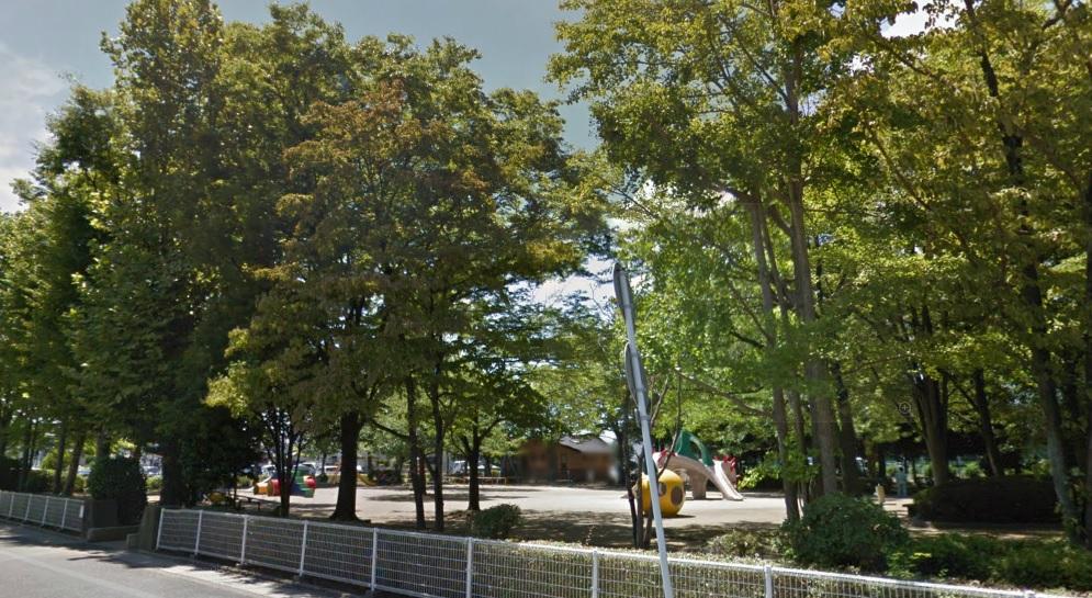 park. 620m to Suwa park