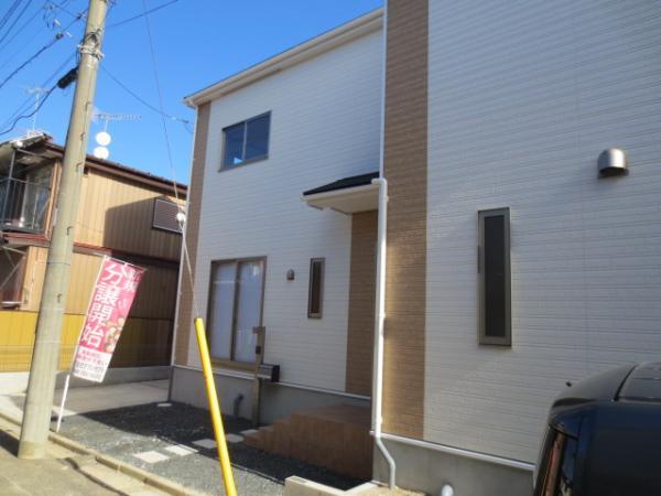 Local photos, including front road