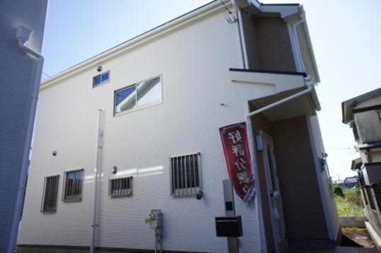 Local appearance photo. Building appearance