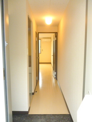 Other. Inquiry please feel free to send (strain) whale housing ☆