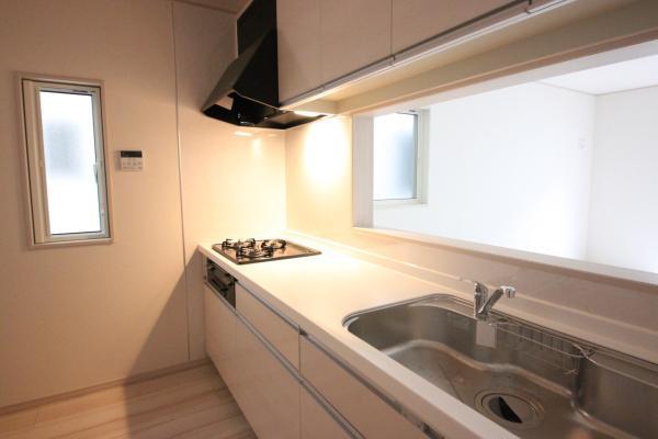 Same specifications photo (kitchen)