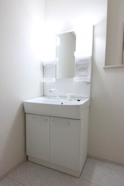 Same specifications photos (Other introspection)