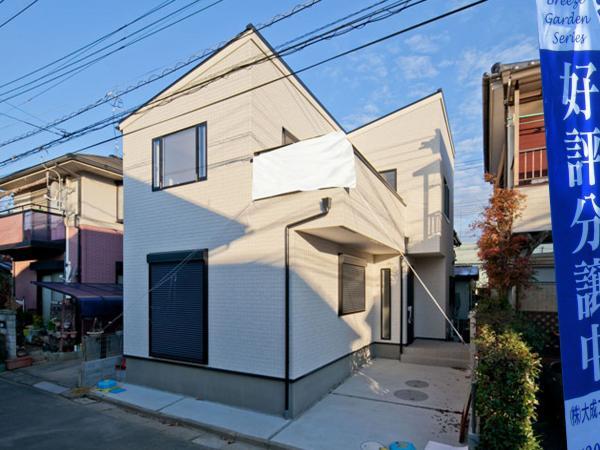 Local appearance photo