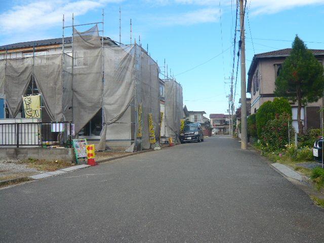 Local photos, including front road. 11 / 12 shooting Before the road width is 6m