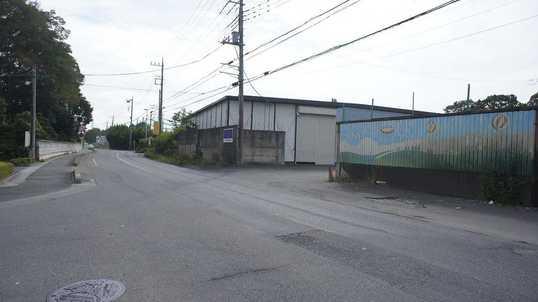 Local photos, including front road. Frontal road