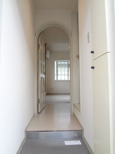 Entrance. Stylish entrance