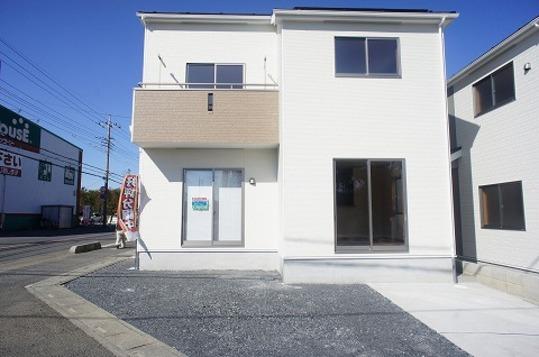 Local appearance photo. Building appearance