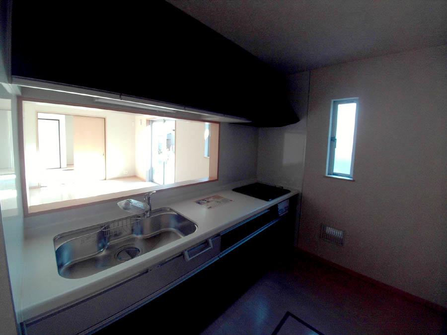 Kitchen. Was building completed. Such as the actual image from per yang, We have to wait all the time so you can see directly. 